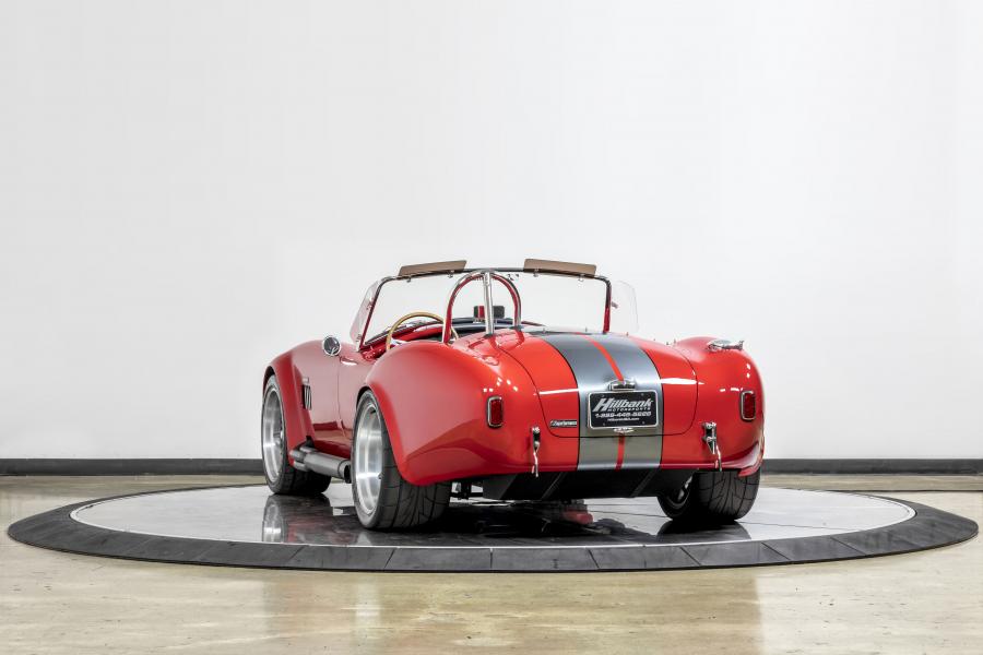  AC Cobra 6 by Superformance 2019 года  (фото 19 из 33)